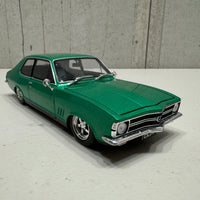 INDY GREEN LC 308 TORANA - 1:24 SCALE DIECAST MODEL - DDA