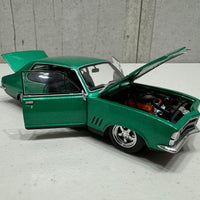 INDY GREEN LC 308 TORANA - 1:24 SCALE DIECAST MODEL - DDA