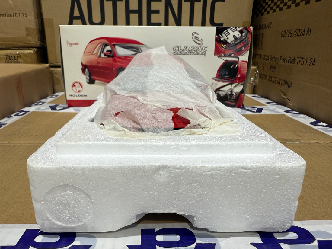 VY SS Ute With Canopy Red Hot - 1:18 Scale Diecast Model