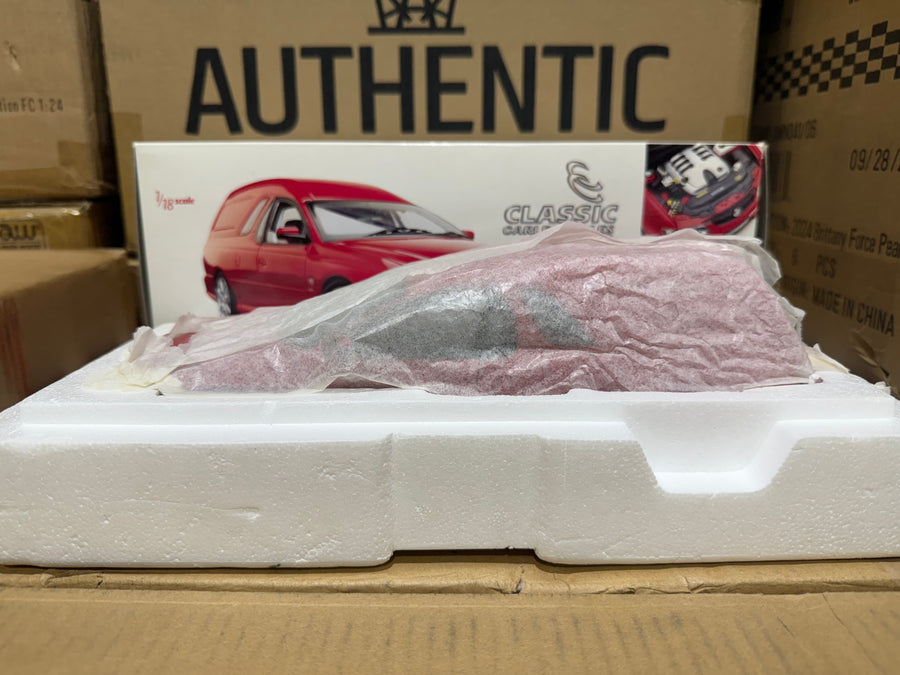 VY SS Ute With Canopy Red Hot - 1:18 Scale Diecast Model