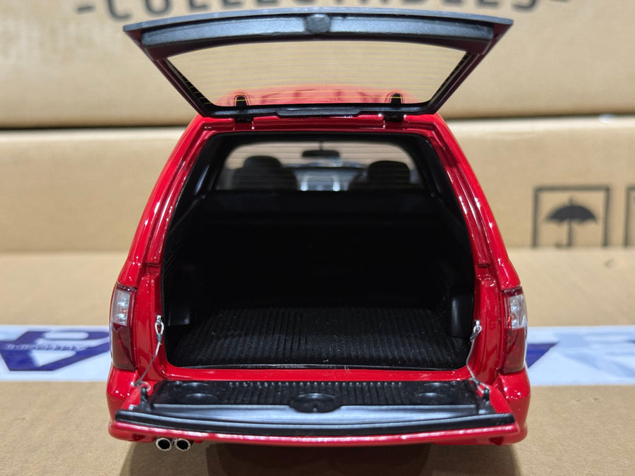 VY SS Ute With Canopy Red Hot - 1:18 Scale Diecast Model