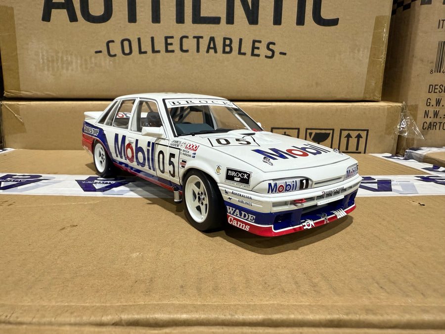 HOLDEN VL COMMODORE SS GROUP A #05 - BROCK / PARSONS BATHURST (1987) -1:18 SCALE DIECAST MODEL - BIANTE