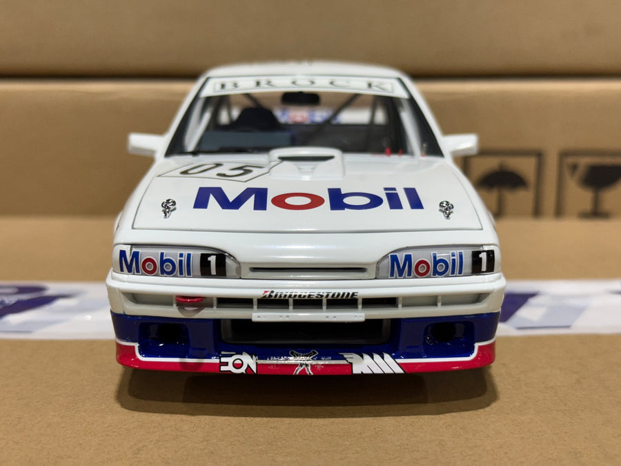 HOLDEN VL COMMODORE SS GROUP A #05 - BROCK / PARSONS BATHURST (1987) -1:18 SCALE DIECAST MODEL - BIANTE