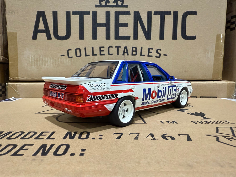 1986 Bathurst - Peter Brock/Moffat - Holden VK Commodore 1:18 Scale Diecast Model