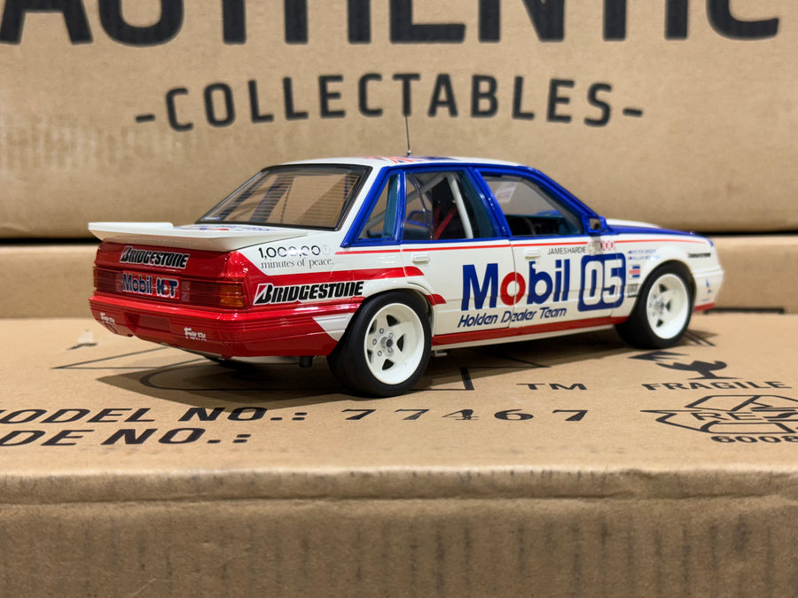 1986 Bathurst - Peter Brock/Moffat - Holden VK Commodore 1:18 Scale Diecast Model