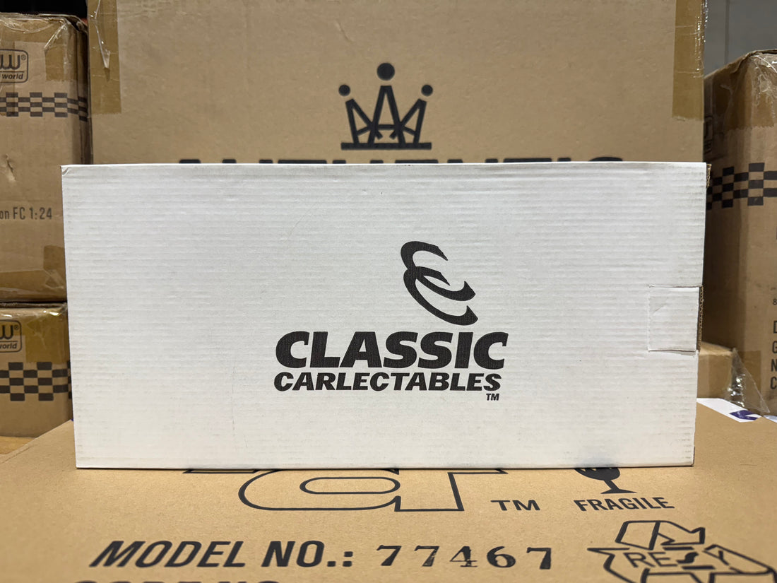 HOLDEN VS COMMODORE 1997 BATHURST WINNER - LARRY PERKINS - RUSSEL INGALL - 1:18 SCALE DIECAST MODEL