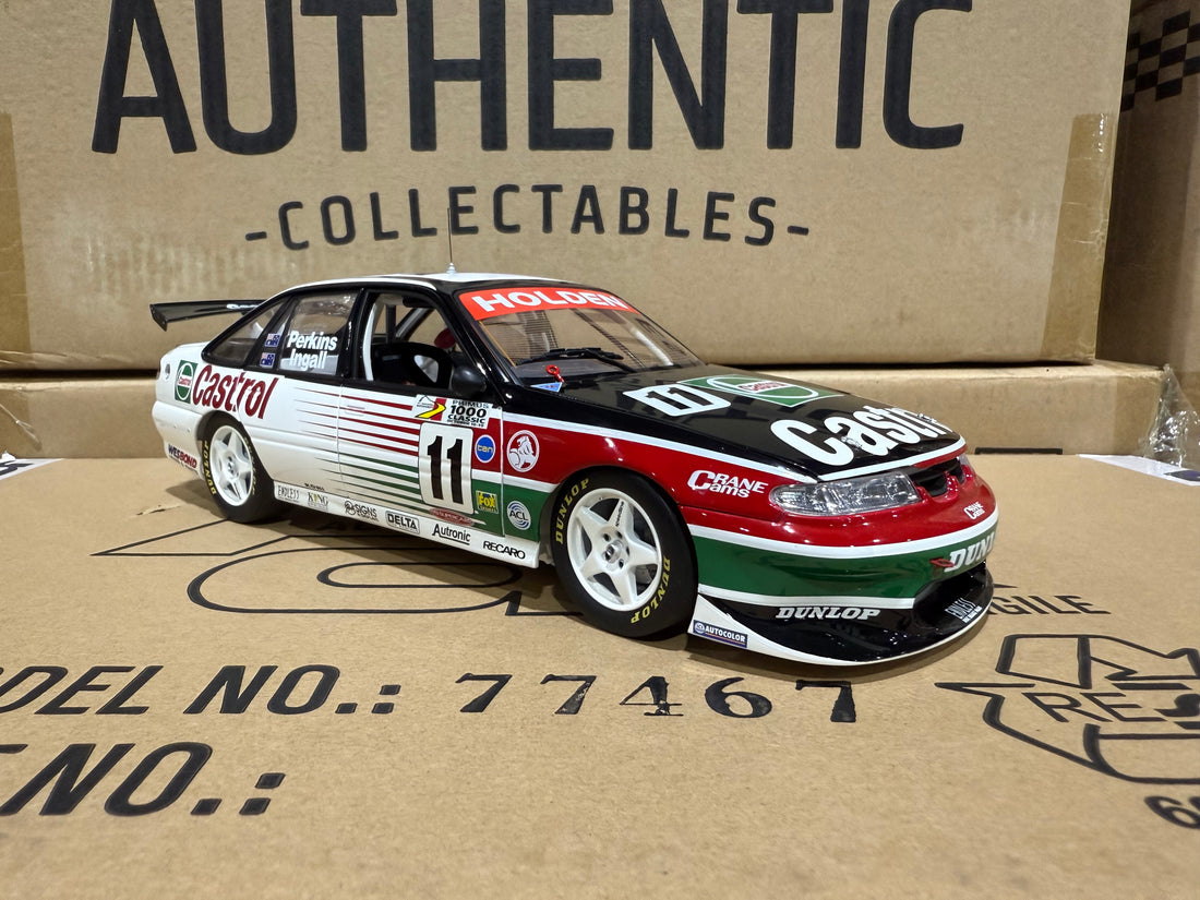 HOLDEN VS COMMODORE 1997 BATHURST WINNER - LARRY PERKINS - RUSSEL INGALL - 1:18 SCALE DIECAST MODEL