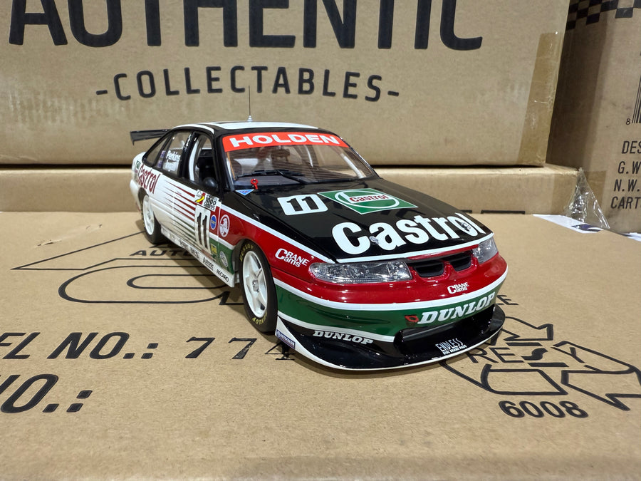 HOLDEN VS COMMODORE 1997 BATHURST WINNER - LARRY PERKINS - RUSSEL INGALL - 1:18 SCALE DIECAST MODEL