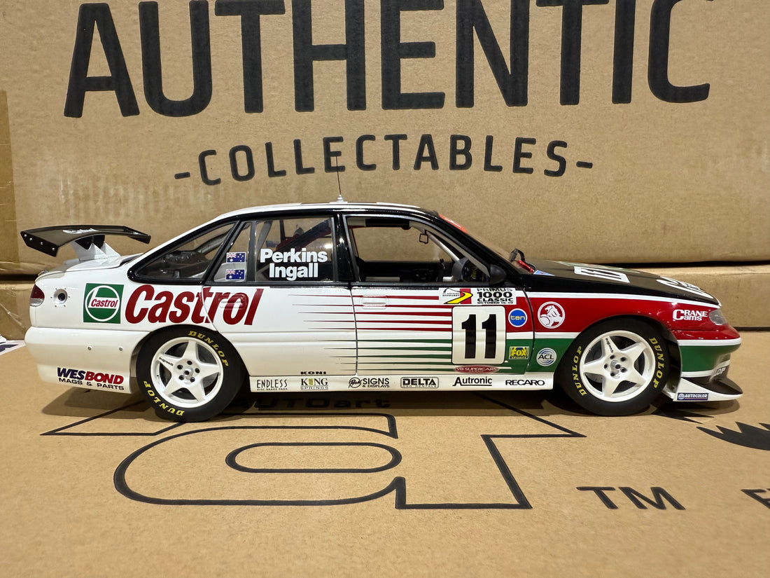 HOLDEN VS COMMODORE 1997 BATHURST WINNER - LARRY PERKINS - RUSSEL INGALL - 1:18 SCALE DIECAST MODEL
