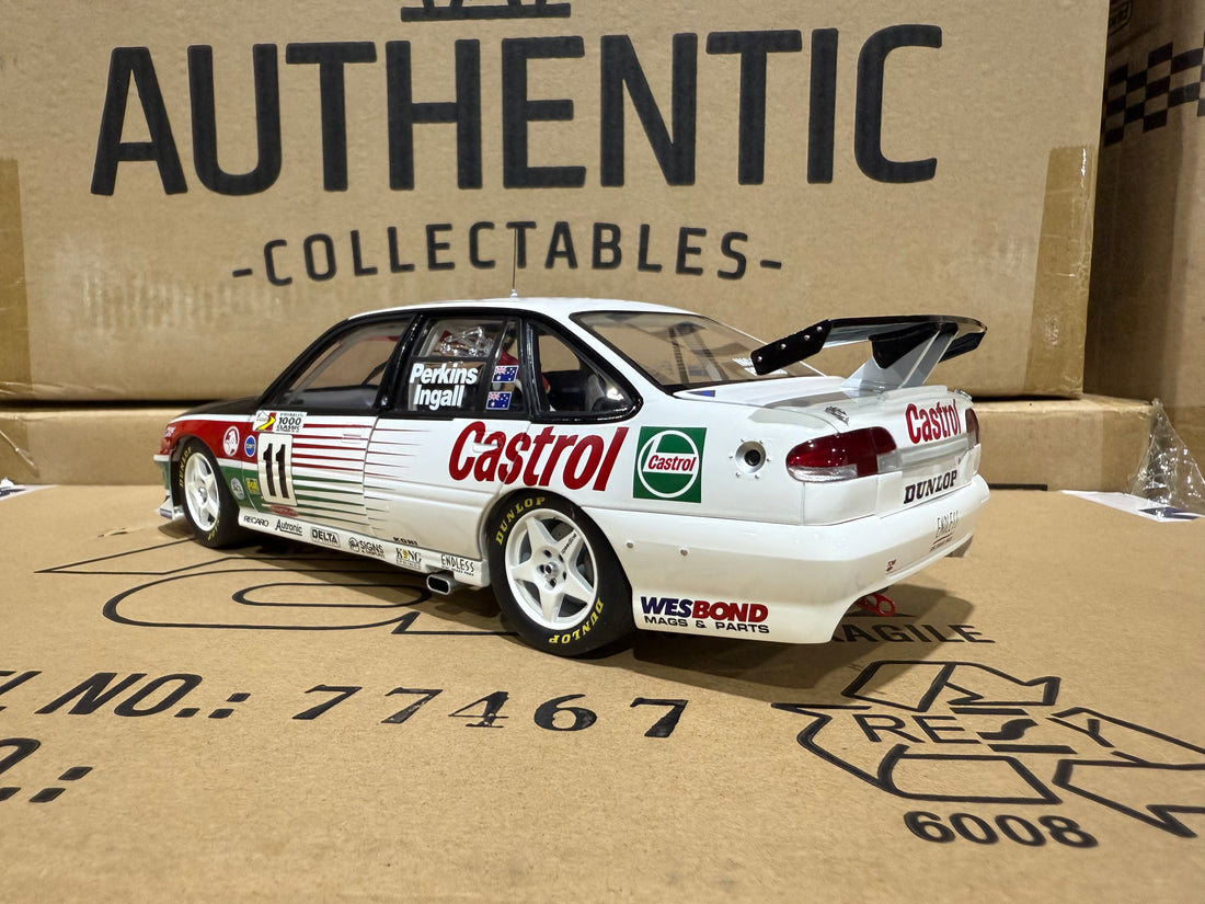 HOLDEN VS COMMODORE 1997 BATHURST WINNER - LARRY PERKINS - RUSSEL INGALL - 1:18 SCALE DIECAST MODEL