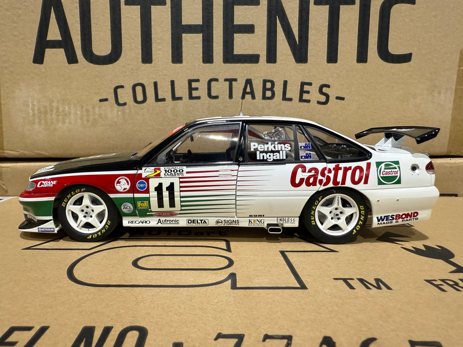 HOLDEN VS COMMODORE 1997 BATHURST WINNER - LARRY PERKINS - RUSSEL INGALL - 1:18 SCALE DIECAST MODEL