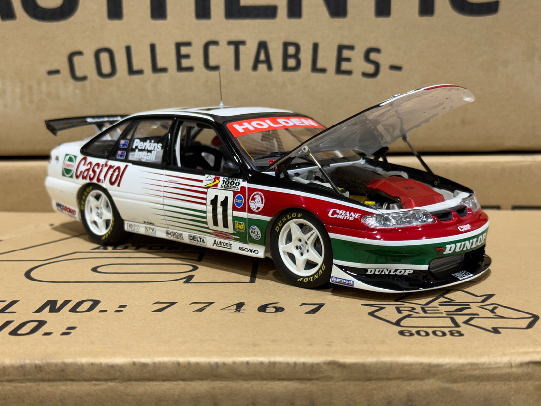 HOLDEN VS COMMODORE 1997 BATHURST WINNER - LARRY PERKINS - RUSSEL INGALL - 1:18 SCALE DIECAST MODEL