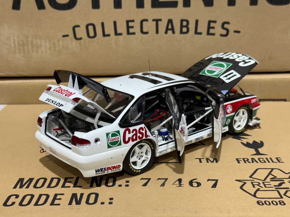 HOLDEN VS COMMODORE 1997 BATHURST WINNER - LARRY PERKINS - RUSSEL INGALL - 1:18 SCALE DIECAST MODEL
