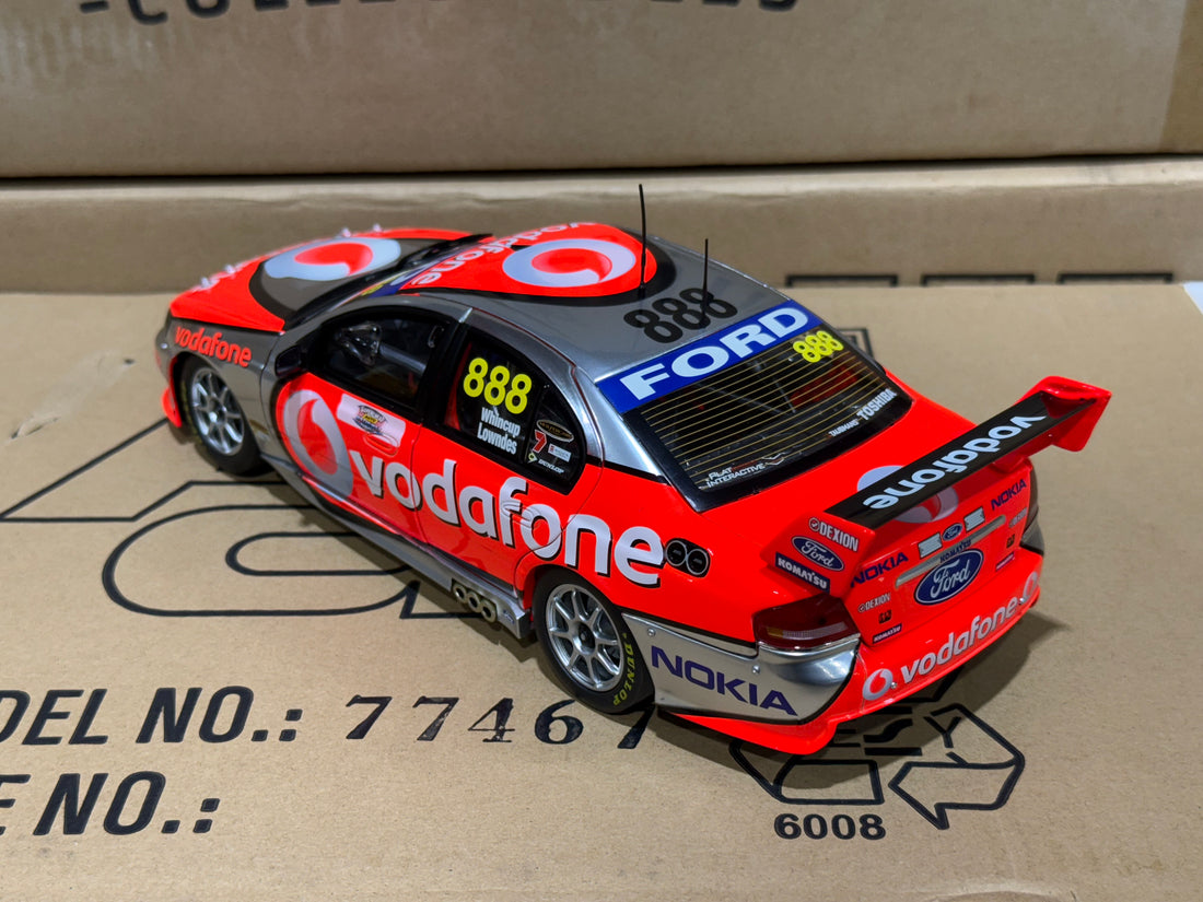 CRAIG LOWNDES & JAMIE WHINCUP’S 2008 SUPERCHEAP AUTO BATHURST 1000 WINNER - 1:18 SCALE DIECAST