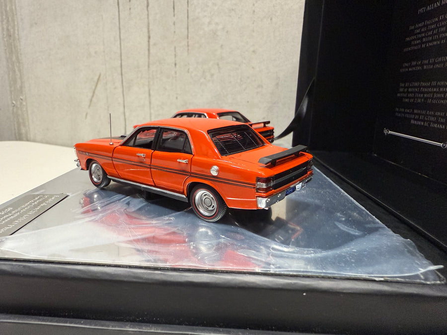 FORD FALCON XY GTHO TWIN SET: 1971 BATHURST WINNER - VERMILLION FIRE ROAD CAR - 1:43 SCALE DIECAST TWIN SET