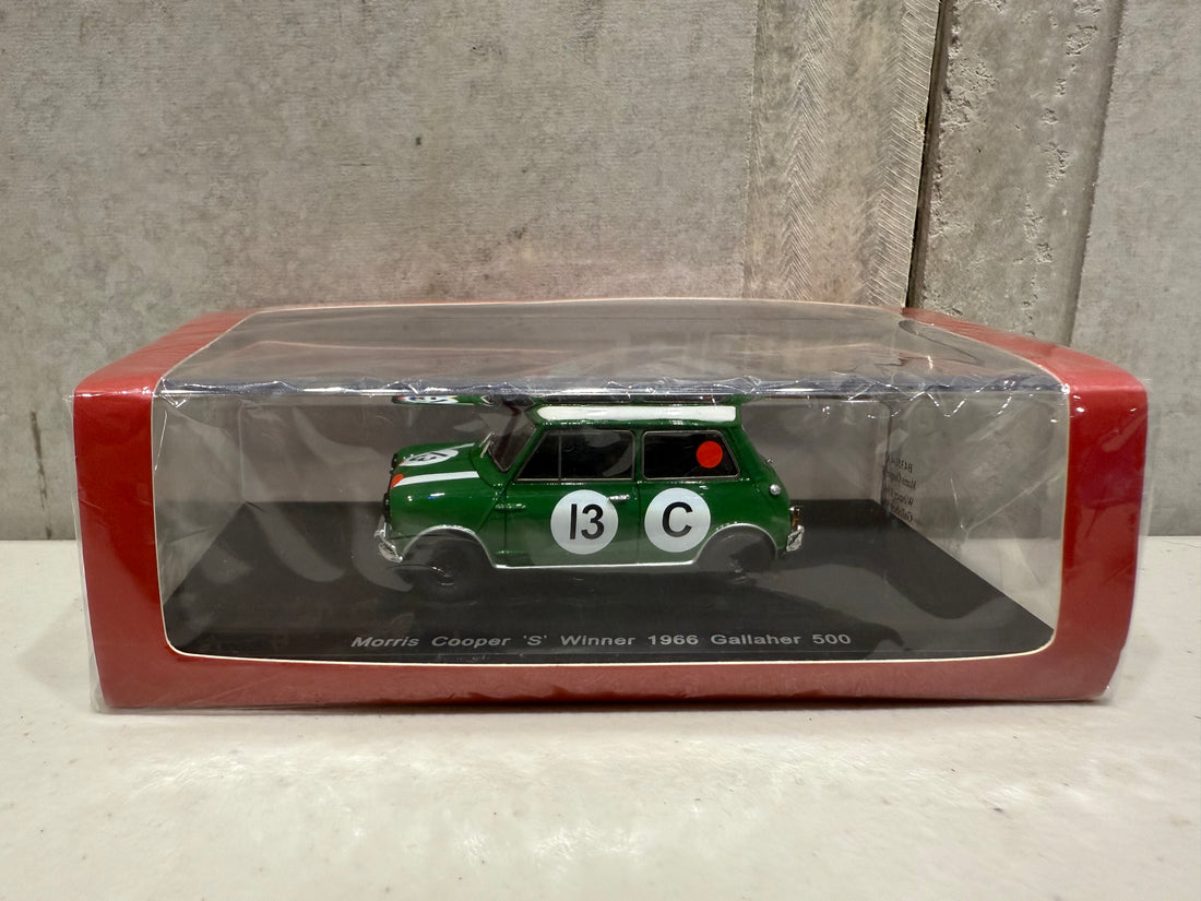 MORRIS COOPER 'S' #13C BOB HOLDEN/ RAUNO AALTONEN 1966 GALLAHER 500 WINNER - 1:43 SCALE DIECAST MODEL