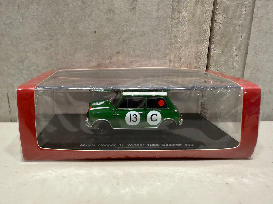 MORRIS COOPER 'S' #13C BOB HOLDEN/ RAUNO AALTONEN 1966 GALLAHER 500 WINNER - 1:43 SCALE DIECAST MODEL