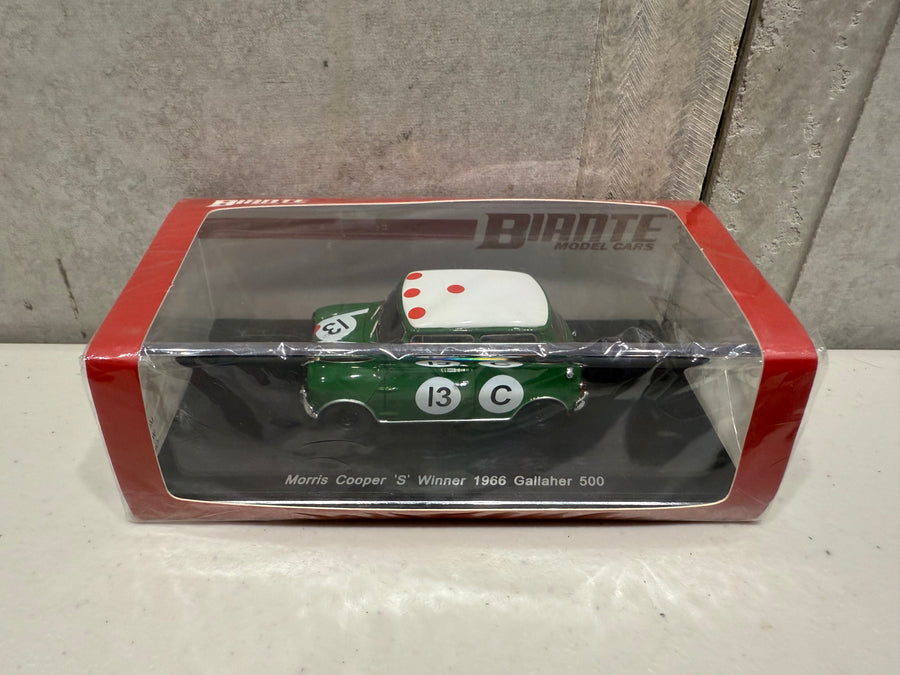 MORRIS COOPER 'S' #13C BOB HOLDEN/ RAUNO AALTONEN 1966 GALLAHER 500 WINNER - 1:43 SCALE DIECAST MODEL