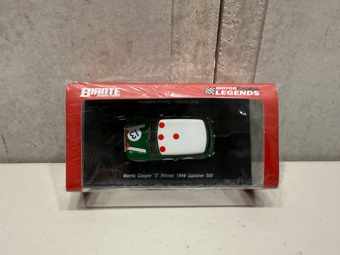 MORRIS COOPER 'S' #13C BOB HOLDEN/ RAUNO AALTONEN 1966 GALLAHER 500 WINNER - 1:43 SCALE DIECAST MODEL