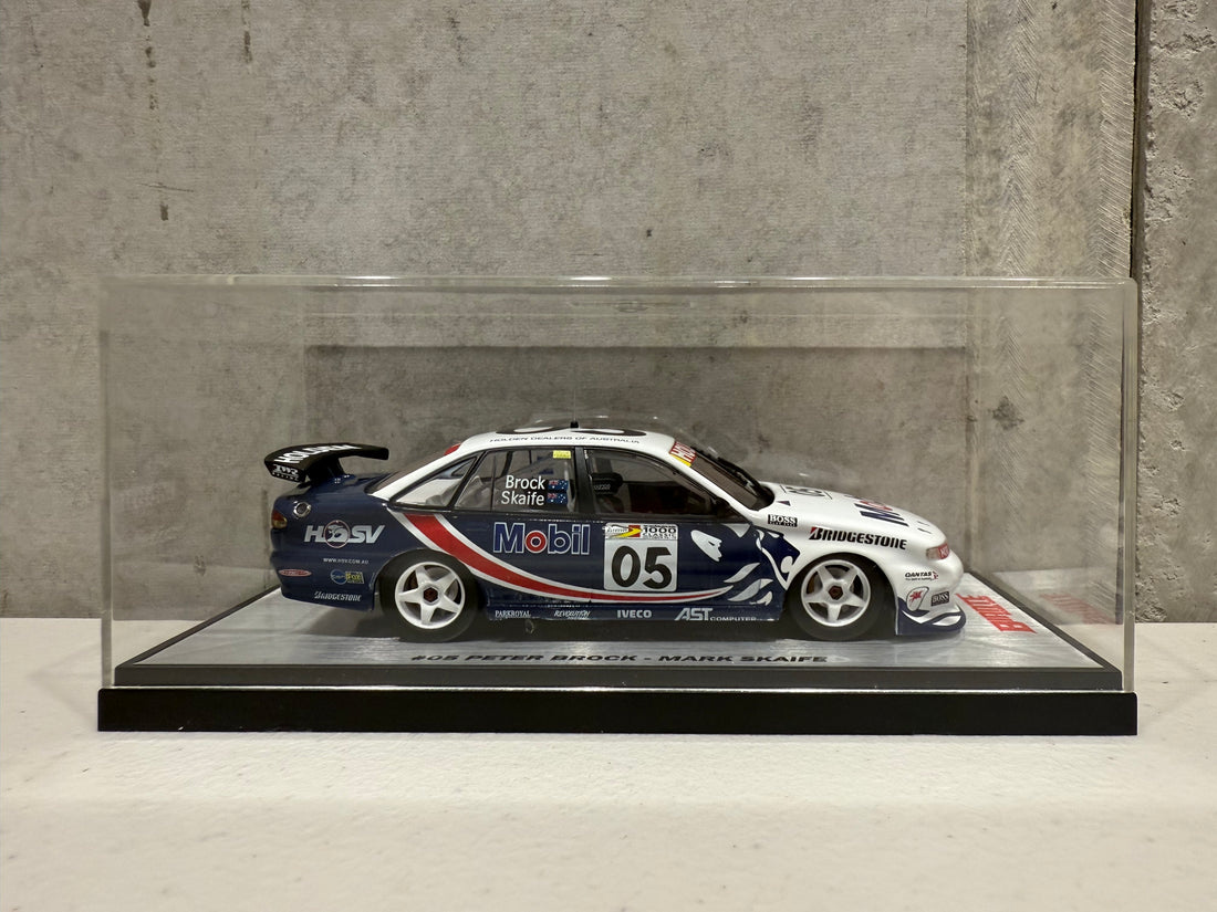 HOLDEN VS COMMODORE 1997 PRIMUS 1000 CLASSIC - BROCK/SKAIFE - 1:43 SCALE DIECAST MODEL - AUTOart