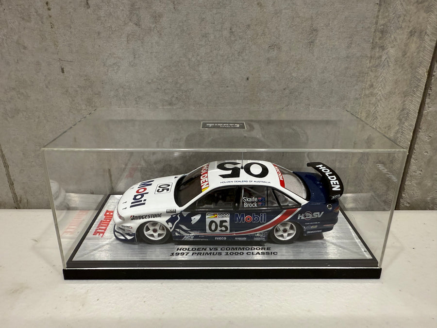 HOLDEN VS COMMODORE 1997 PRIMUS 1000 CLASSIC - BROCK/SKAIFE - 1:43 SCALE DIECAST MODEL - AUTOart