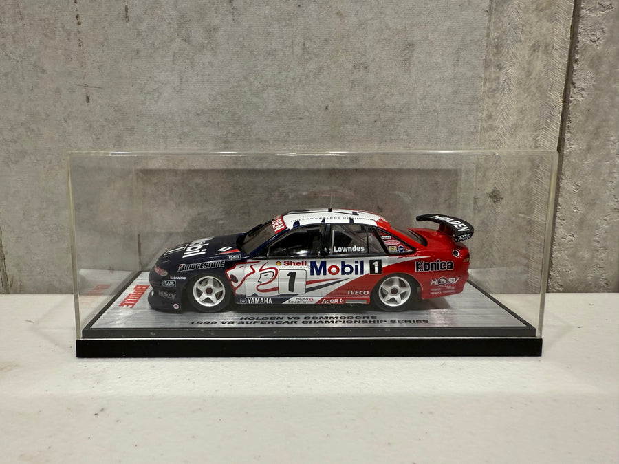 HOLDEN VS COMMODORE #1 CRAIG LOWNDES ATCC REVERSE LIVERY (1999) - 1:43 SCALE DIECAST MODEL - BIANTE