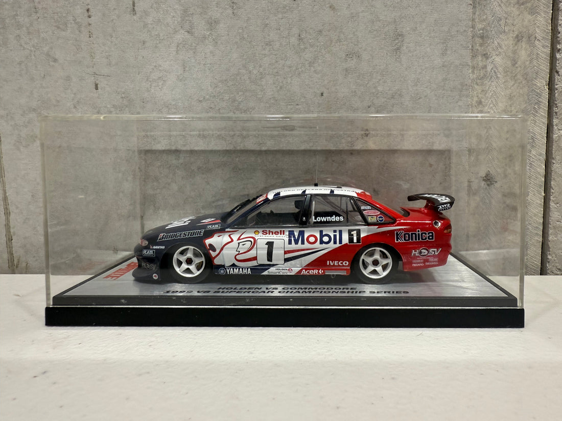 HOLDEN VS COMMODORE #1 CRAIG LOWNDES ATCC REVERSE LIVERY (1999) - 1:43 SCALE DIECAST MODEL - BIANTE