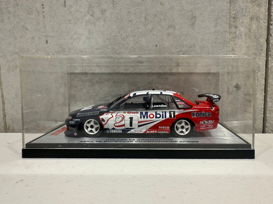 HOLDEN VS COMMODORE #1 CRAIG LOWNDES ATCC REVERSE LIVERY (1999) - 1:43 SCALE DIECAST MODEL - BIANTE