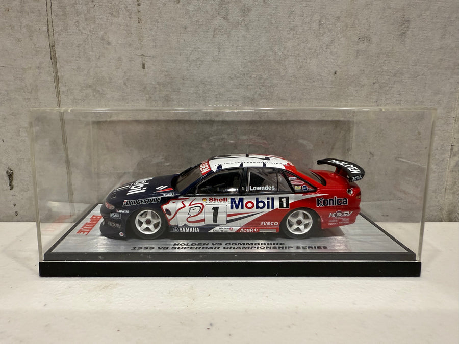 HOLDEN VS COMMODORE #1 CRAIG LOWNDES ATCC REVERSE LIVERY (1999) - 1:43 SCALE DIECAST MODEL - BIANTE