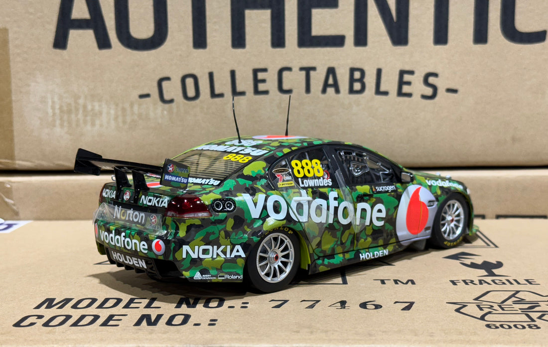 CRAIG LOWNDES' YEAR 2011 SUCROGEN TOWNSVILLE 400 TEAMVODAFONE VE SERIES II COMMODORE - 1:18 SCALE DIECAST MODEL