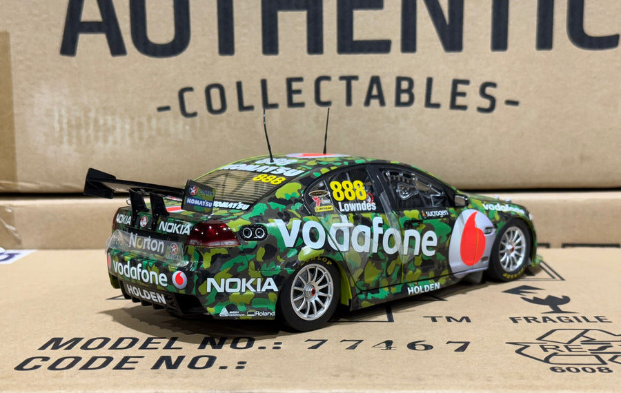 CRAIG LOWNDES' YEAR 2011 SUCROGEN TOWNSVILLE 400 TEAMVODAFONE VE SERIES II COMMODORE - 1:18 SCALE DIECAST MODEL