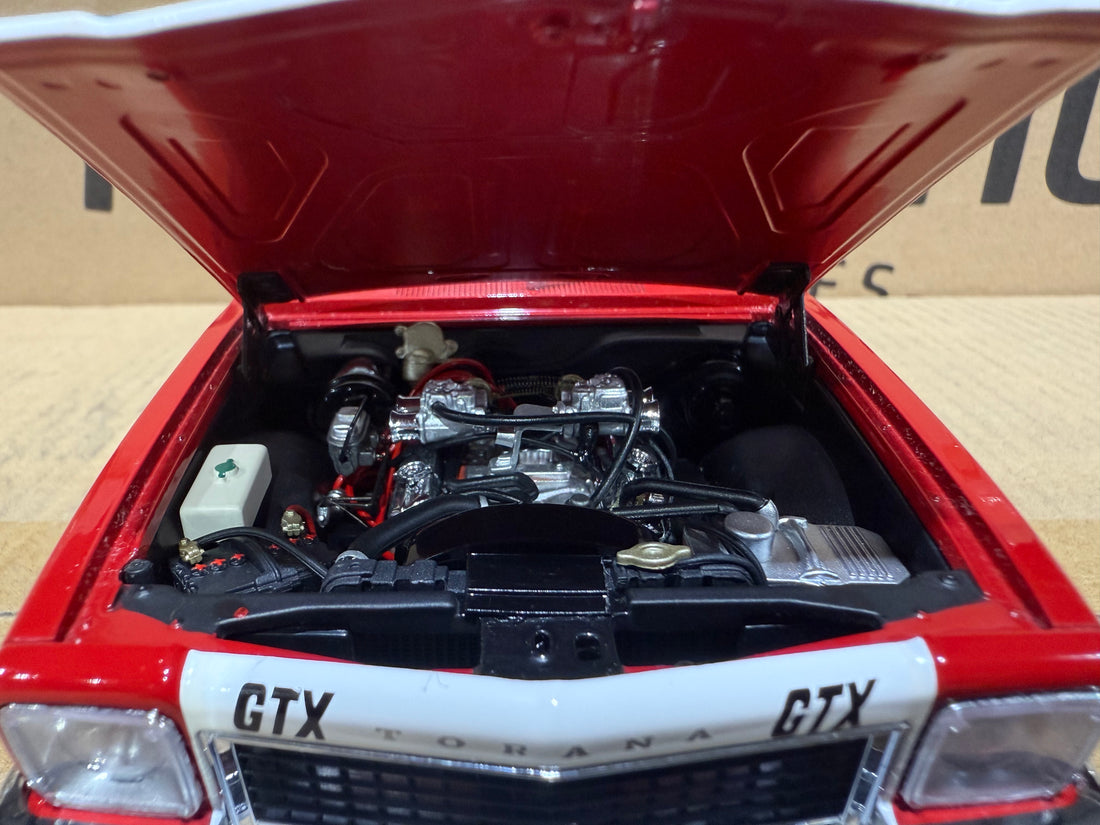 1974 Peter Brock Bathurst - Holden L34 Torana - 1:18 Scale Diecast Model