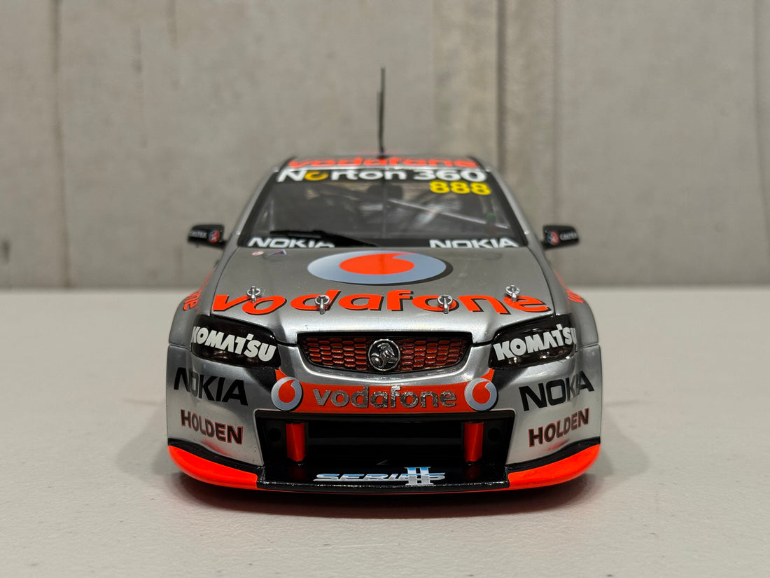 2010 Bathurst Winner - Craig Lowndes/Mark Skaife - 1:18 Scale Diecast Model