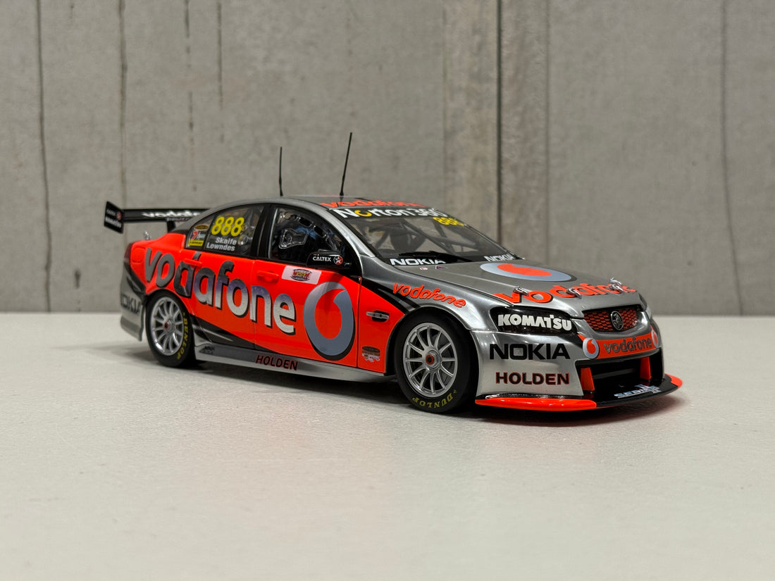 2010 Bathurst Winner - Craig Lowndes/Mark Skaife - 1:18 Scale Diecast Model