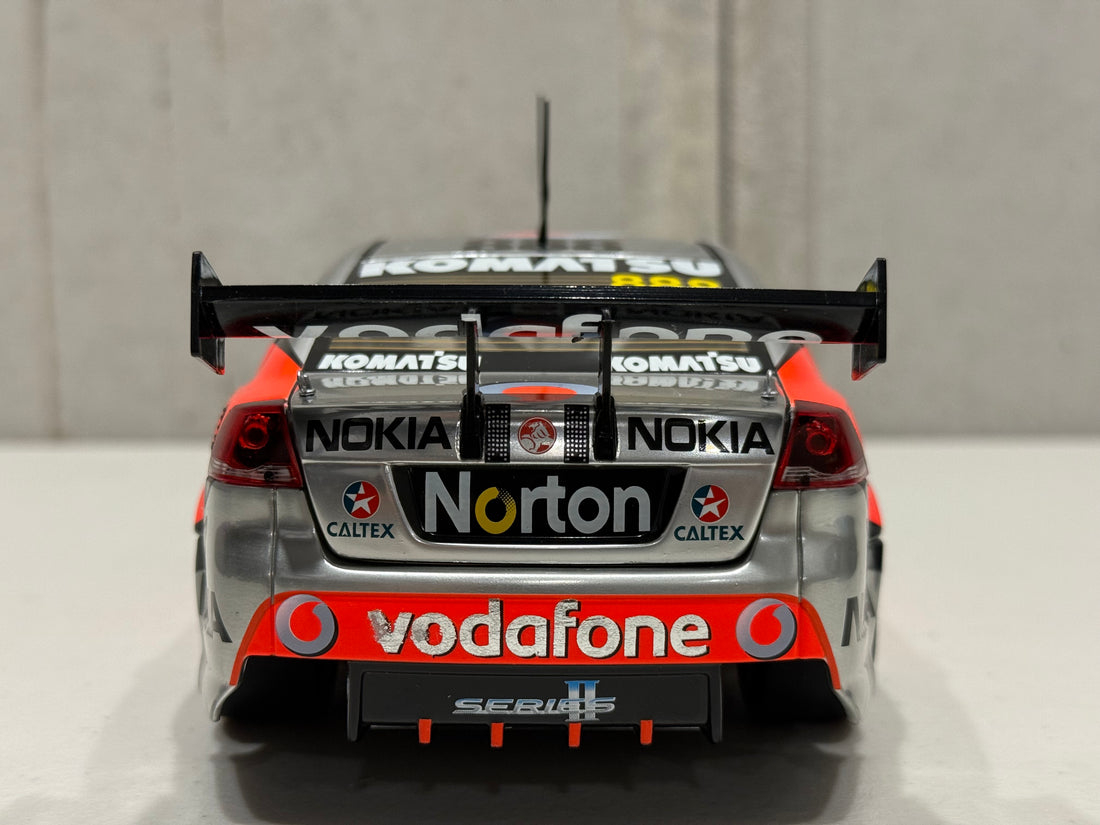 2010 Bathurst Winner - Craig Lowndes/Mark Skaife - 1:18 Scale Diecast Model