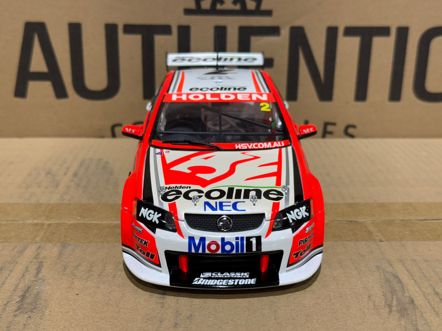 2009 Bathurst Winner Tander/Davison -- Holden Racing Team - 1:18 Scale Diecast Model
