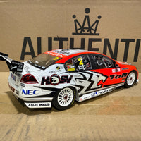 2009 Bathurst Winner Tander/Davison -- Holden Racing Team - 1:18 Scale Diecast Model