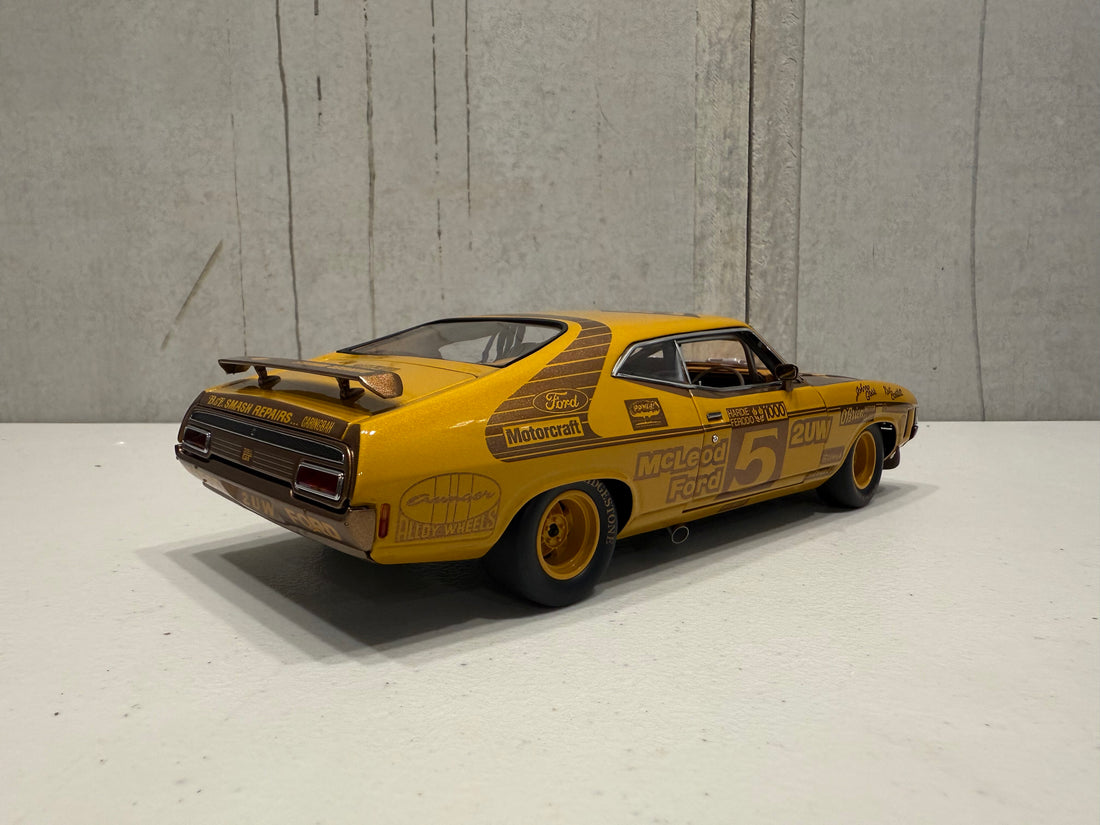 FORD XA FALCON GT 1974 BATHURST WINNER 50TH ANNIVERSARY GOLD LIVERY - 1:18 SCALE DIECAST MODEL