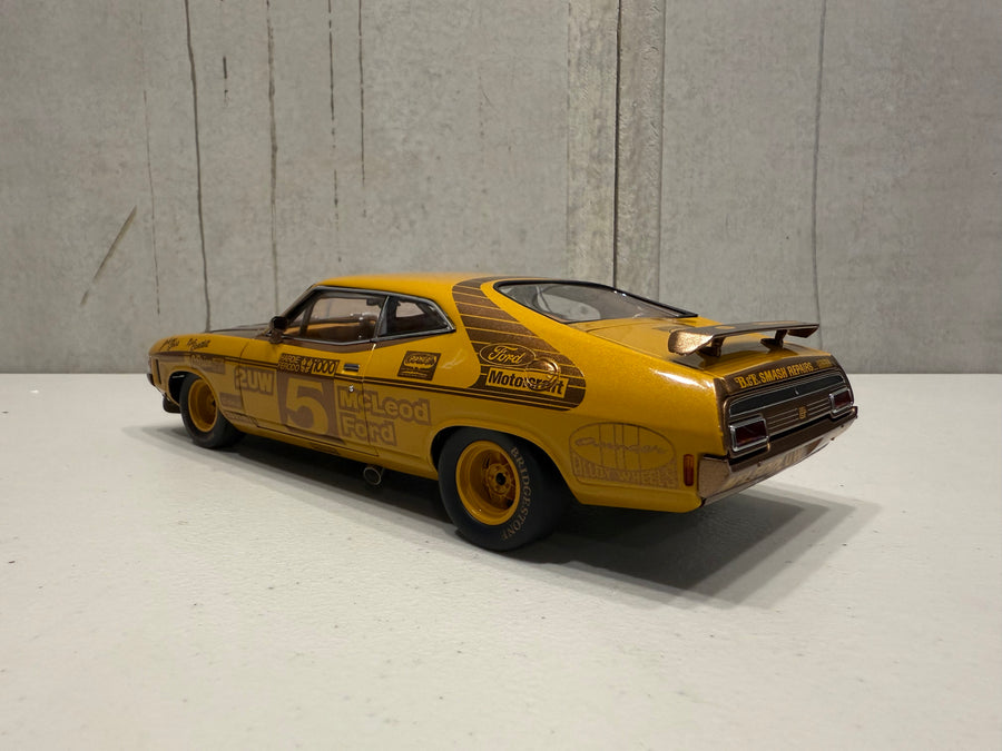 FORD XA FALCON GT 1974 BATHURST WINNER 50TH ANNIVERSARY GOLD LIVERY - 1:18 SCALE DIECAST MODEL