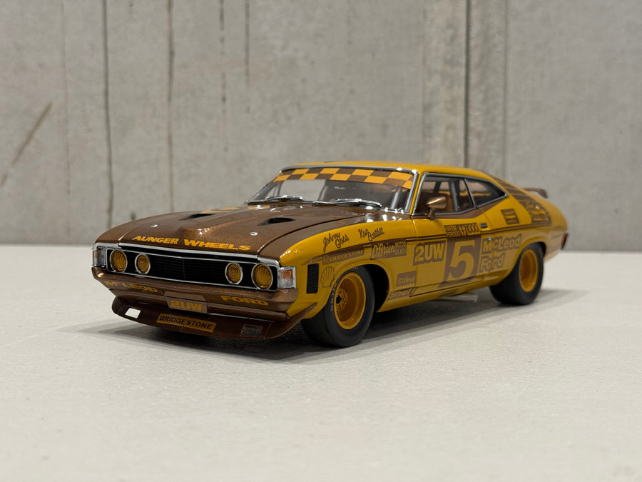 FORD XA FALCON GT 1974 BATHURST WINNER 50TH ANNIVERSARY GOLD LIVERY - 1:18 SCALE DIECAST MODEL