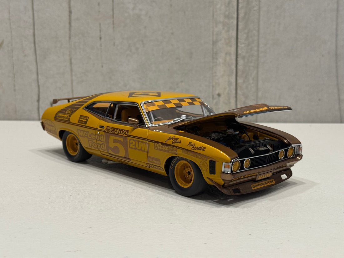 FORD XA FALCON GT 1974 BATHURST WINNER 50TH ANNIVERSARY GOLD LIVERY - 1:18 SCALE DIECAST MODEL
