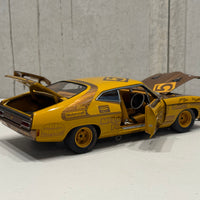 FORD XA FALCON GT 1974 BATHURST WINNER 50TH ANNIVERSARY GOLD LIVERY - 1:18 SCALE DIECAST MODEL