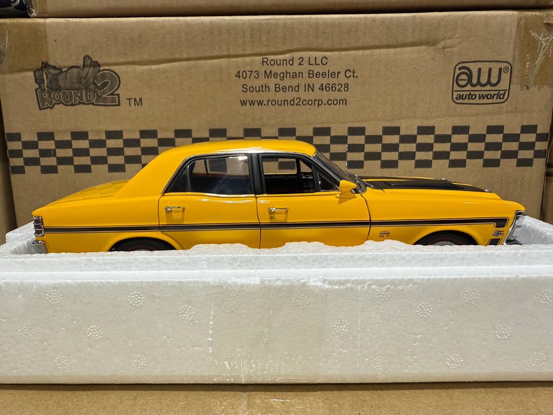 FORD XW FALCON GTHO PHASE 2 - YELLOW W/BLACK STRIPES - 1:18 SCALE DIECAST MODEL - BIANTE/AUTOART