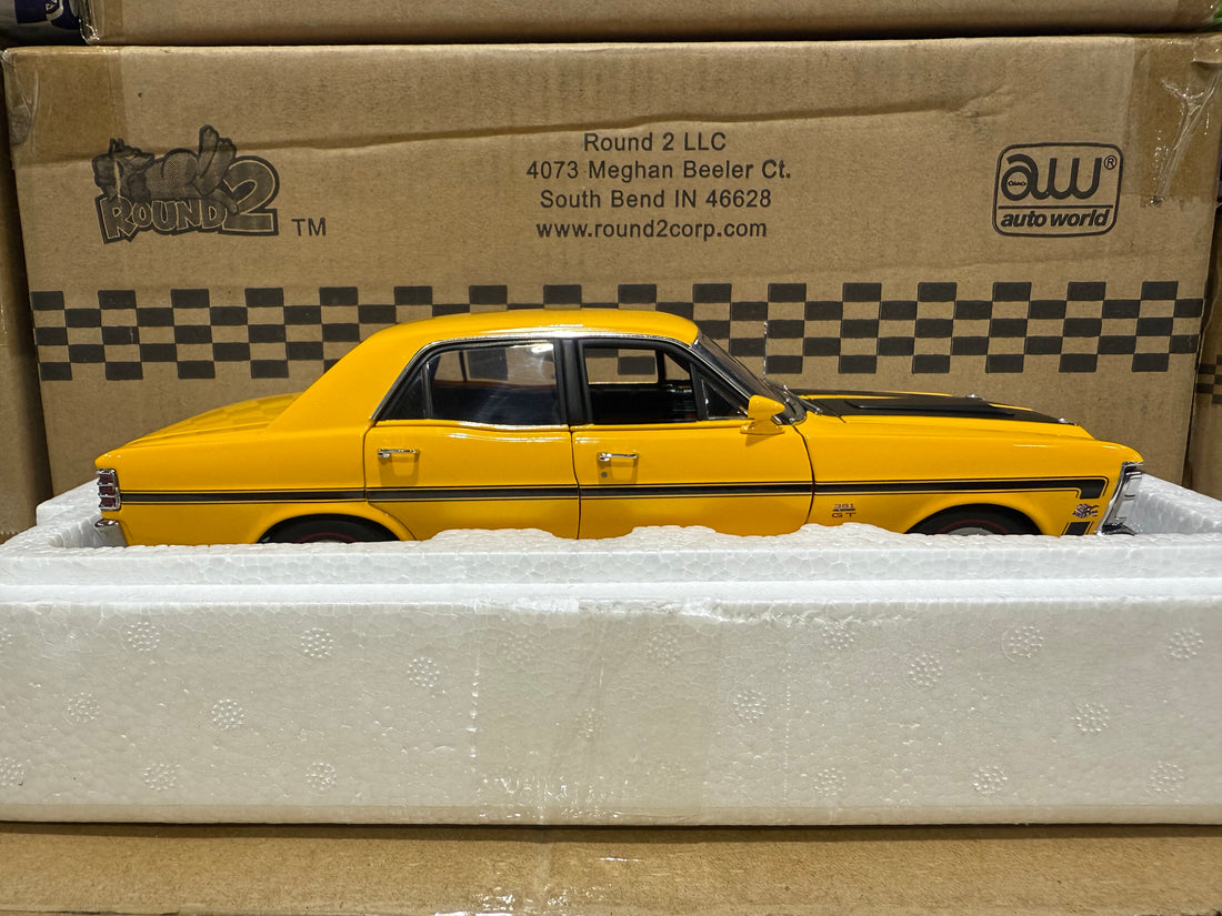 FORD XW FALCON GTHO PHASE 2 - YELLOW W/BLACK STRIPES - 1:18 SCALE DIECAST MODEL - BIANTE/AUTOART