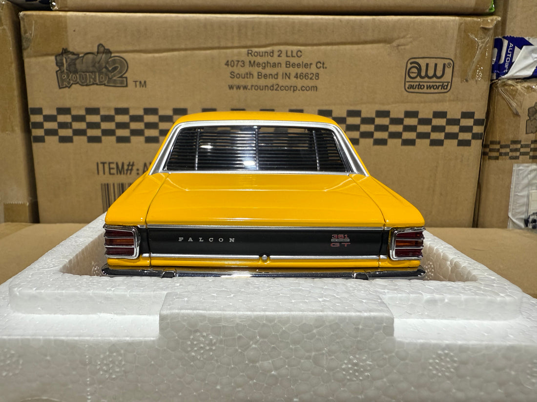 FORD XW FALCON GTHO PHASE 2 - YELLOW W/BLACK STRIPES - 1:18 SCALE DIECAST MODEL - BIANTE/AUTOART