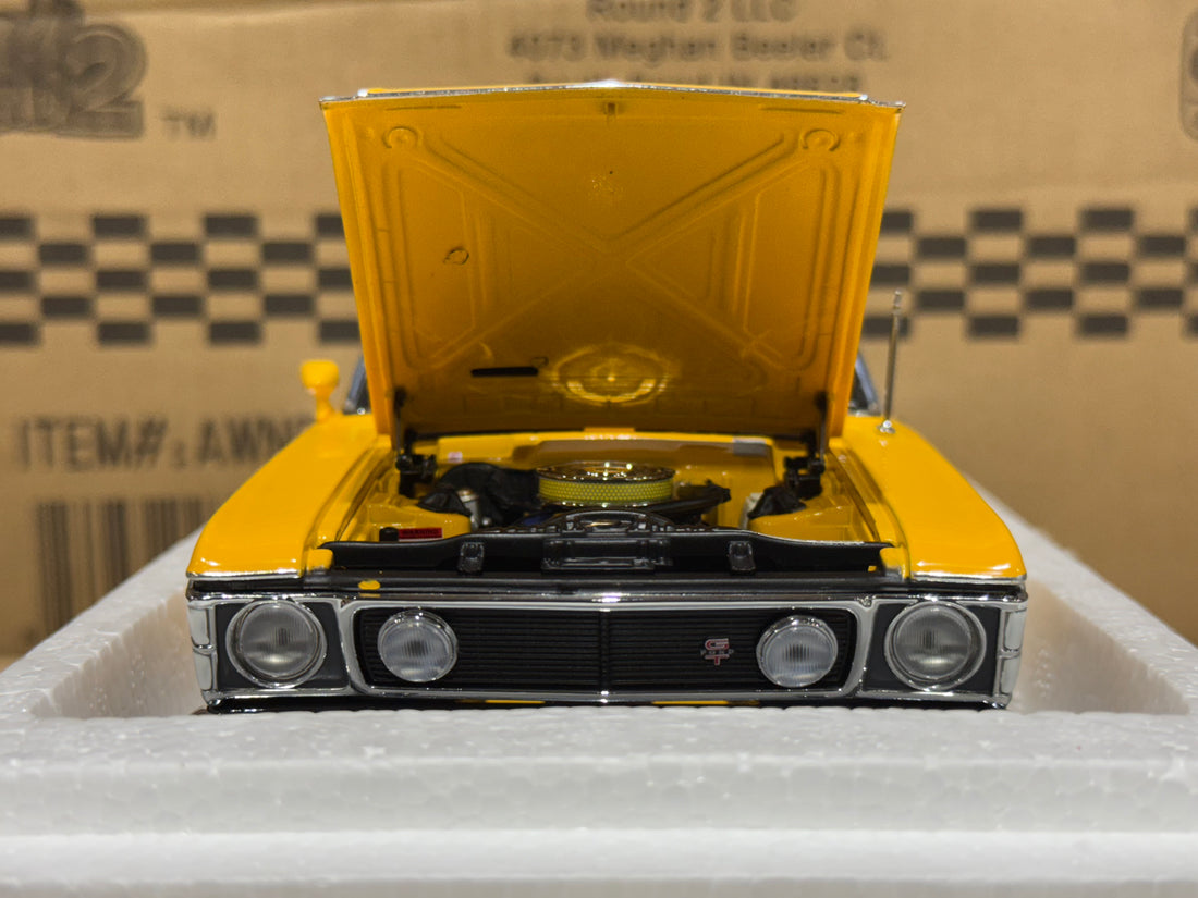 FORD XW FALCON GTHO PHASE 2 - YELLOW W/BLACK STRIPES - 1:18 SCALE DIECAST MODEL - BIANTE/AUTOART