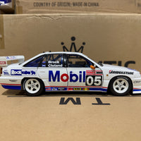 1993 BATHURST PETER BROCK - HDT HOLDEN VP COMMODORE - 1:18 SCALE DIECAST MODEL