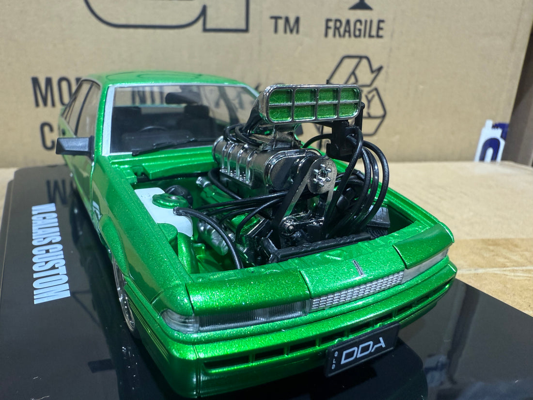 BLOWN VL CALAIS - GREEN - 1:24 SCALE DIECAST MODEL - DDA