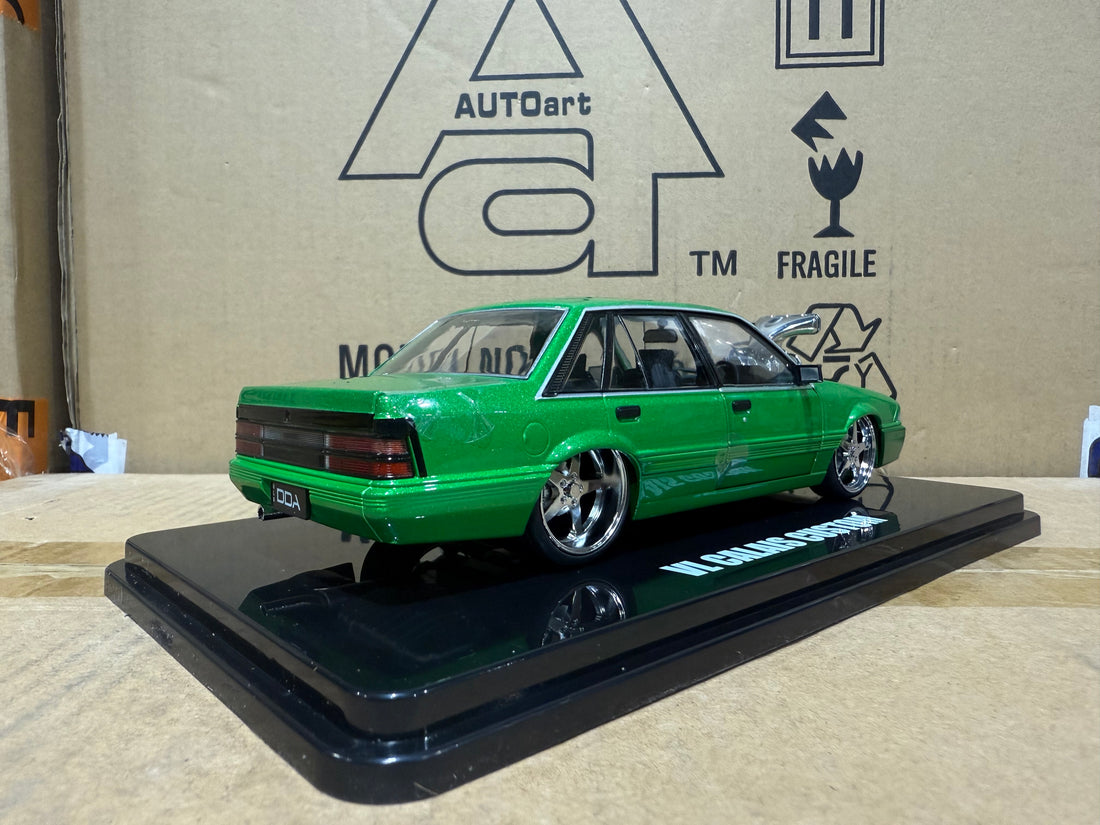 BLOWN VL CALAIS - GREEN - 1:24 SCALE DIECAST MODEL - DDA