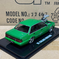 BLOWN VL CALAIS - GREEN - 1:24 SCALE DIECAST MODEL - DDA